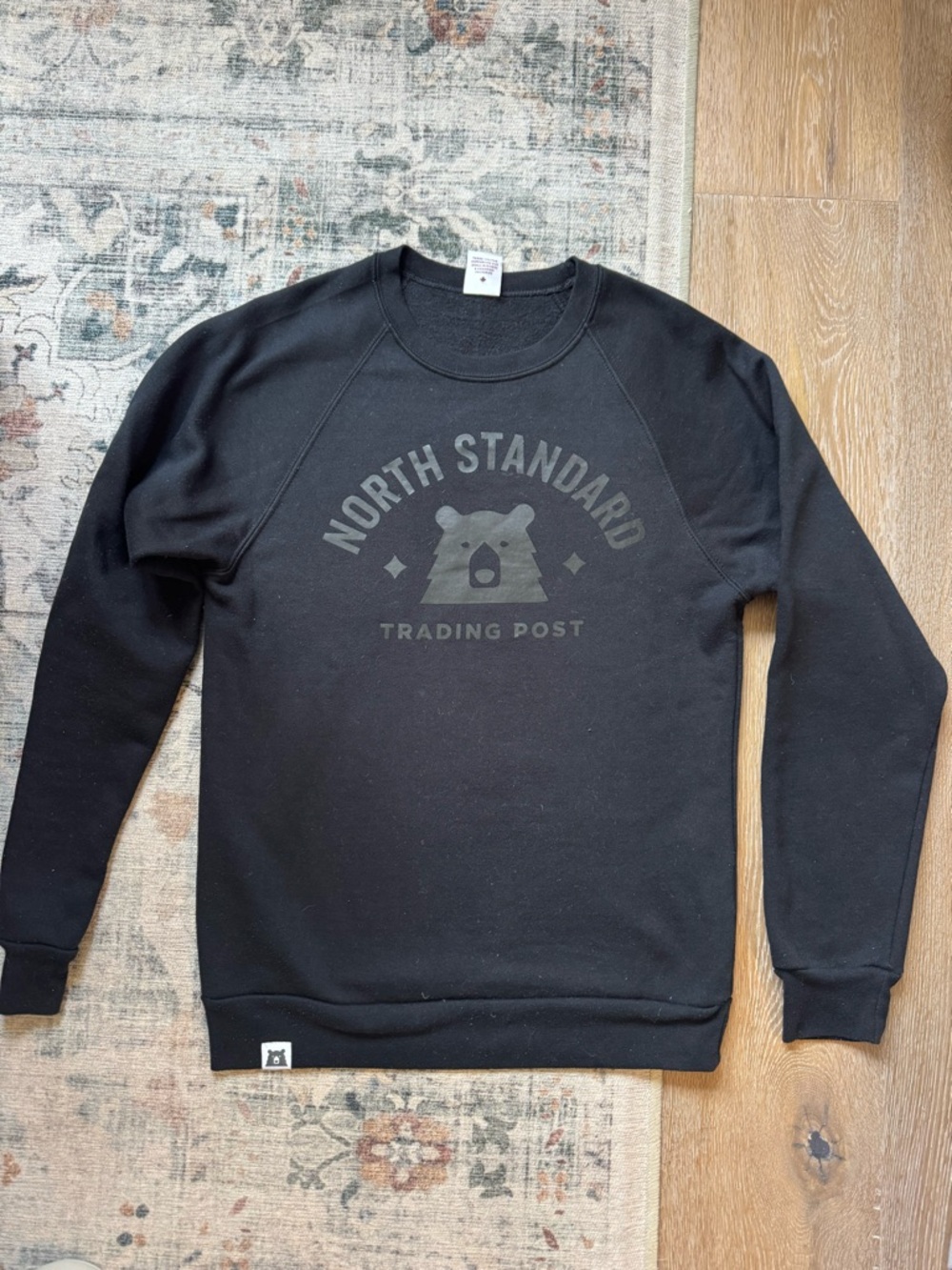 North Standard Trading Post Black Crewneck Sweatshirt Size small